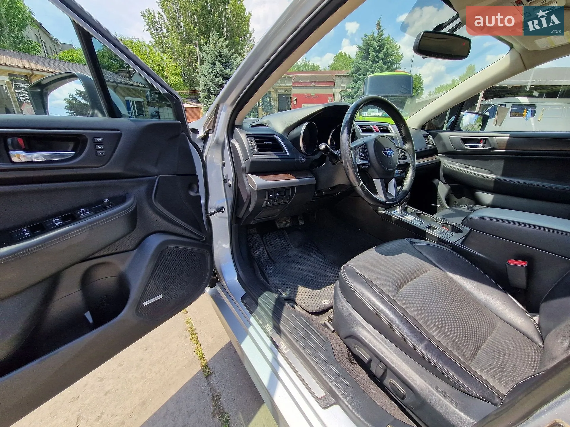 2017 Subaru Legacy - мініатюра 13