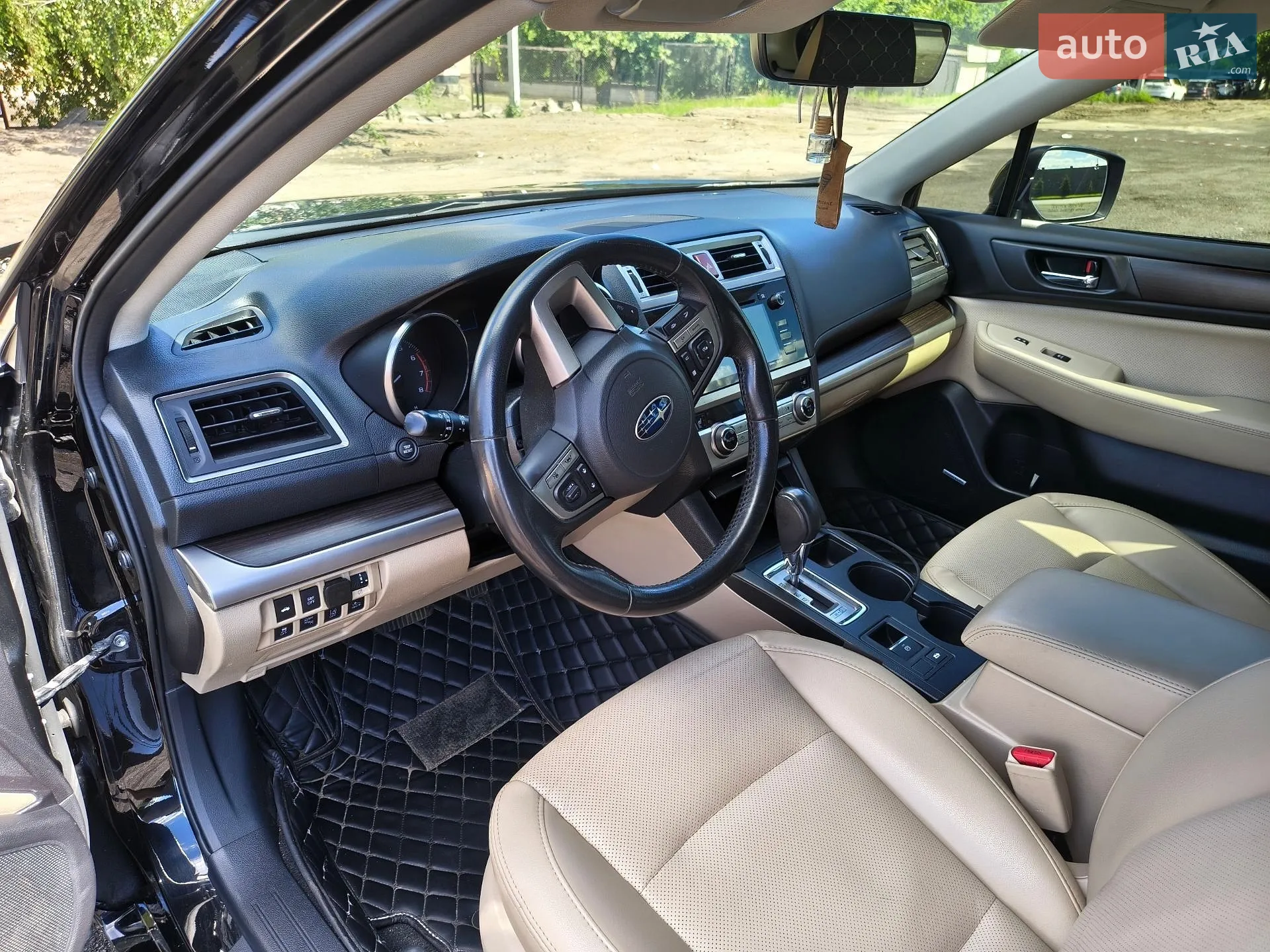 2017 Subaru Legacy - мініатюра 15