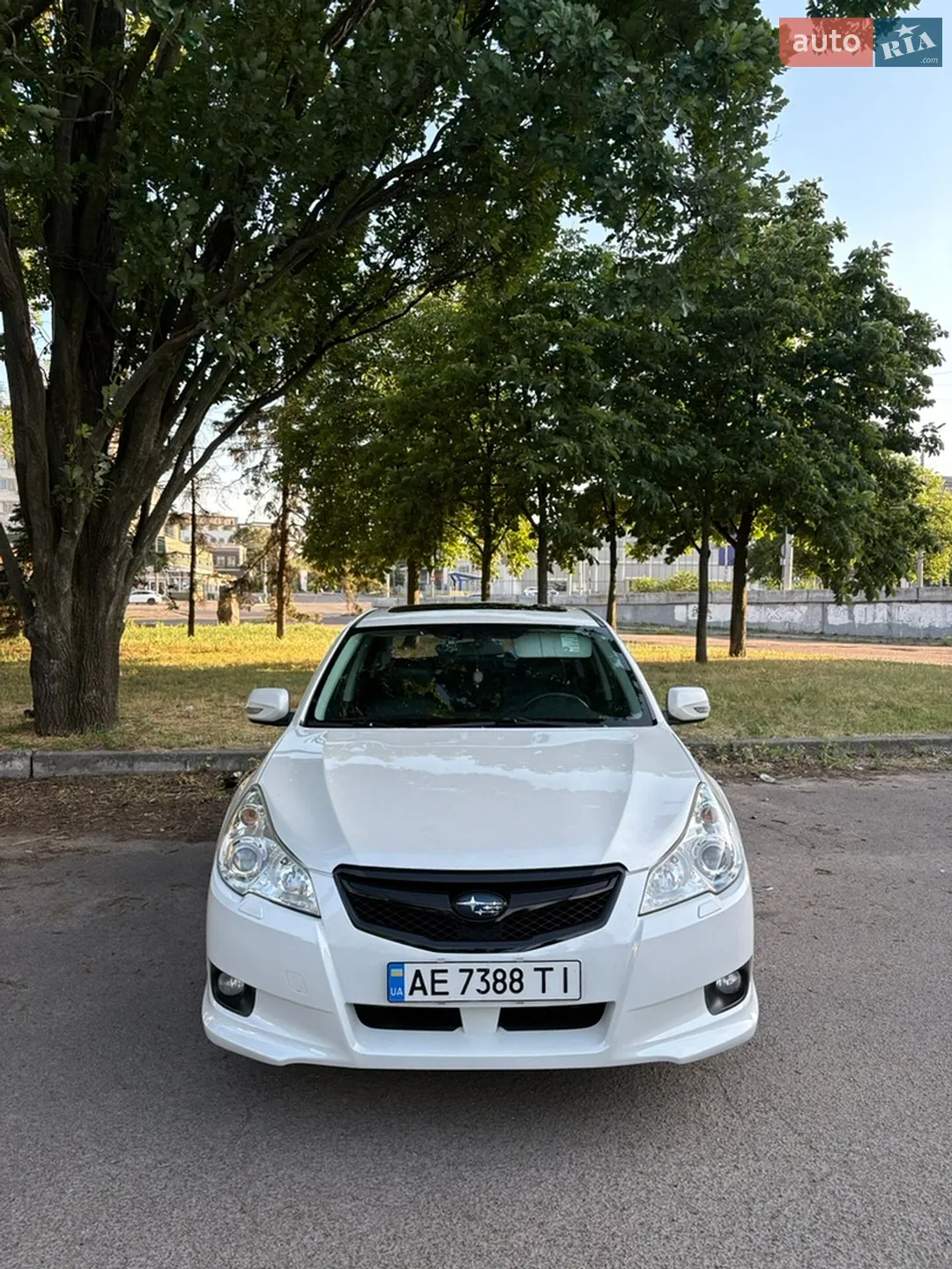 2010 Subaru Legacy - мініатюра 2