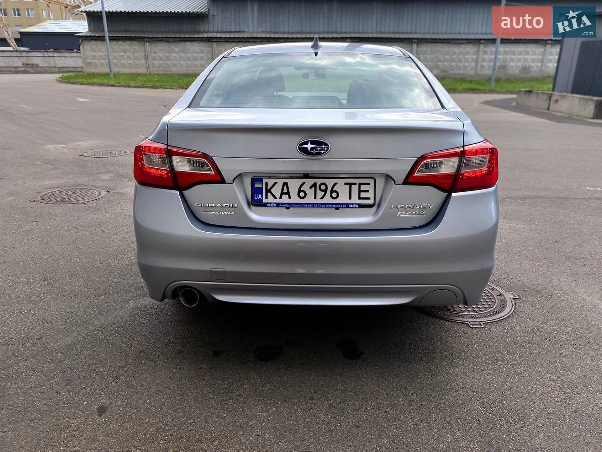 2016 Subaru Legacy - мініатюра 6