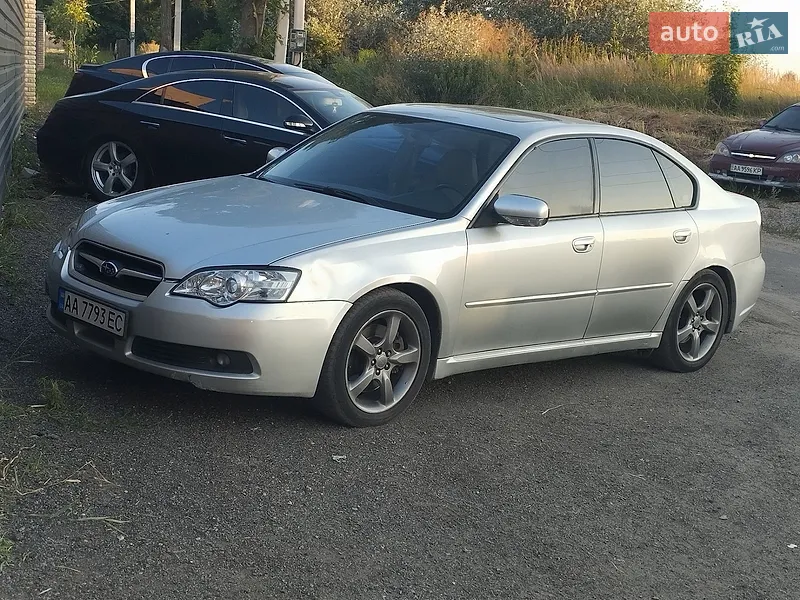 Subaru Legacy 2004