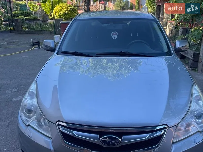 Subaru Legacy 2010