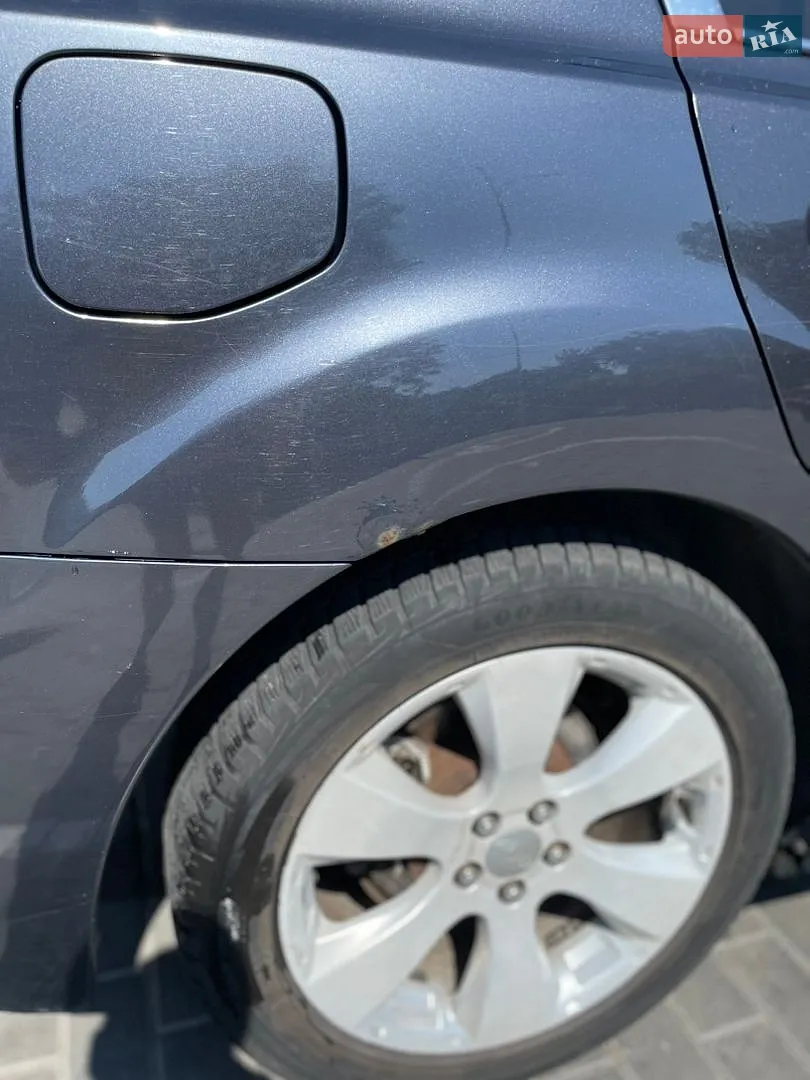 2010 Subaru Legacy - мініатюра 5
