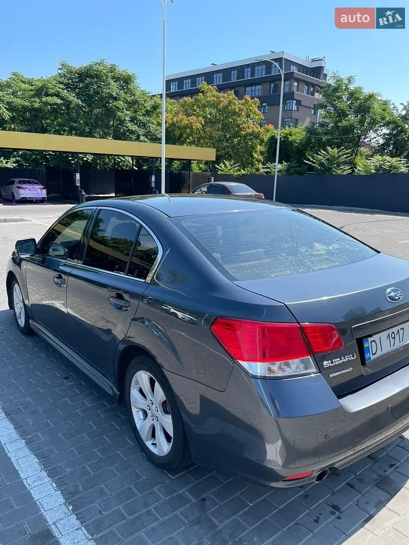 2010 Subaru Legacy - мініатюра 8