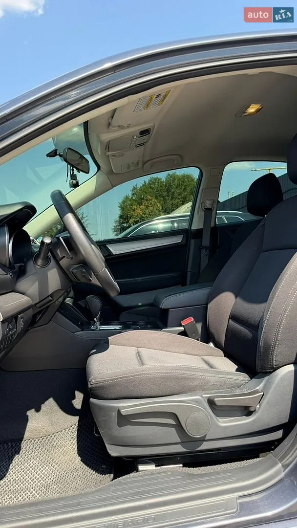 2017 Subaru Legacy - мініатюра 12