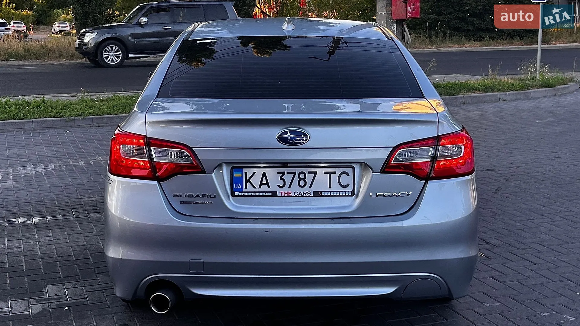 2016 Subaru Legacy - мініатюра 8