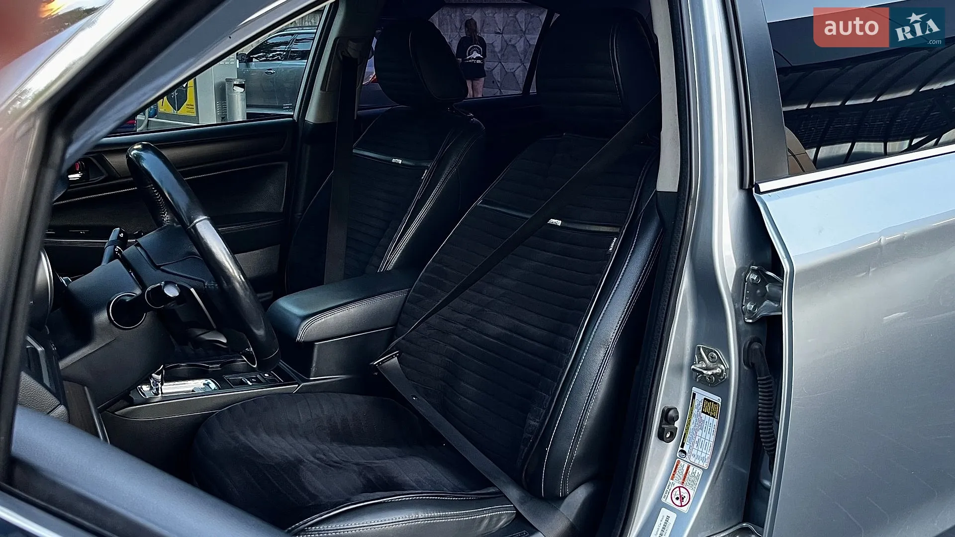2016 Subaru Legacy - мініатюра 15