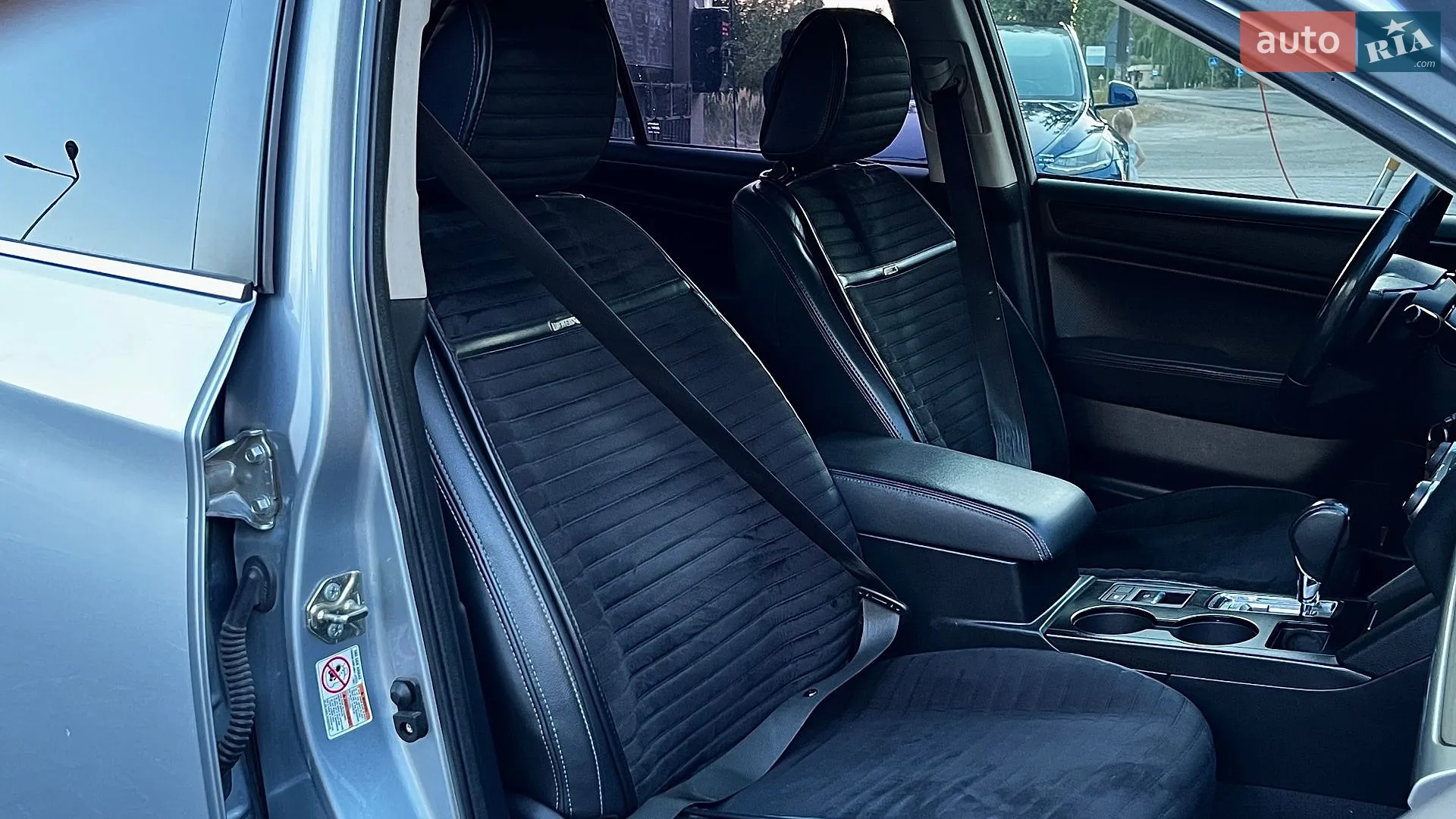 2016 Subaru Legacy - мініатюра 25