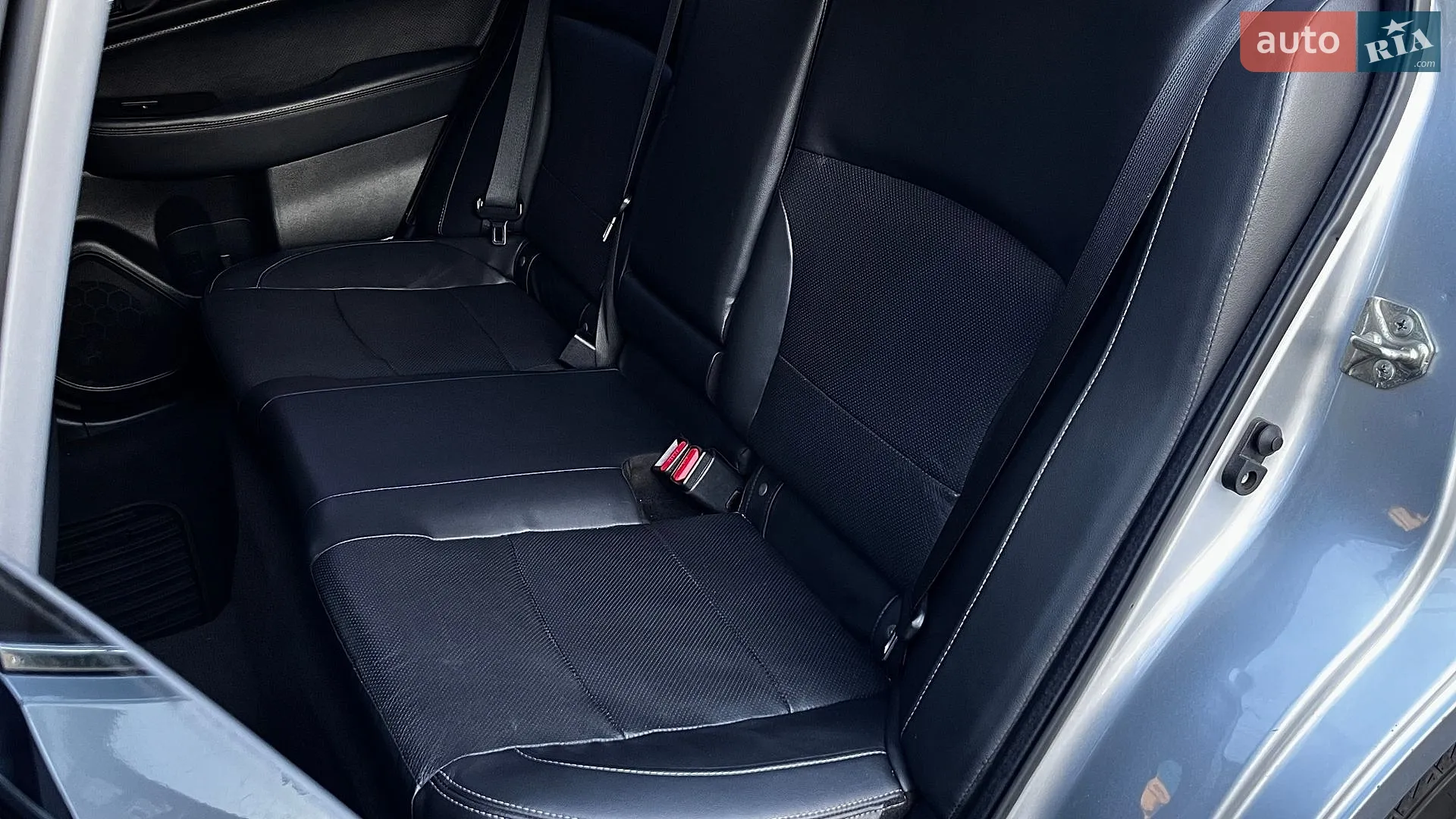 2016 Subaru Legacy - мініатюра 29