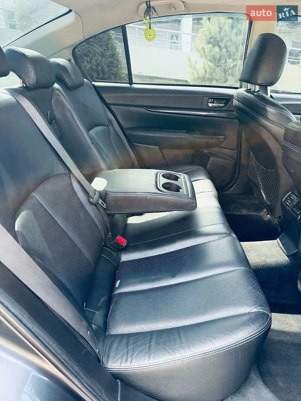 2010 Subaru Legacy - мініатюра 8