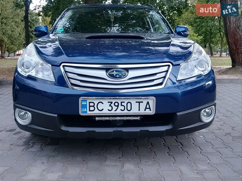 Subaru Legacy 2011