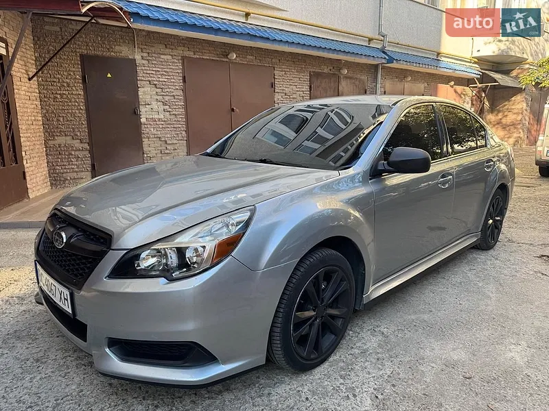Subaru Legacy 2013
