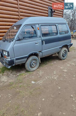 Мікровен Subaru Libero 1986 в Кутах