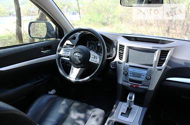 Универсал Subaru Outback 2011 в 