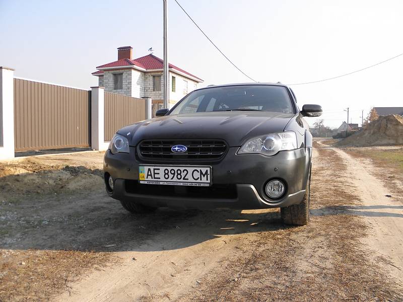 Внедорожник / Кроссовер Subaru Outback 2004 в Киеве