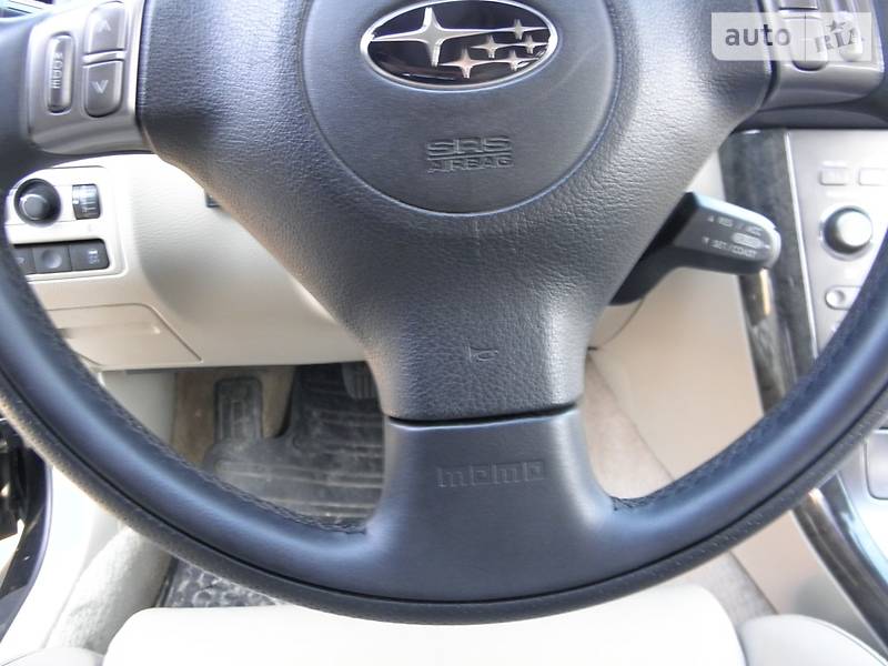 Внедорожник / Кроссовер Subaru Outback 2004 в Киеве