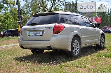 Позашляховик / Кросовер Subaru Outback 2004 в Миколаєві