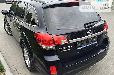 Внедорожник / Кроссовер Subaru Outback 2014 в Днепре