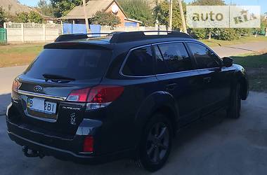 Универсал Subaru Outback 2014 в Полтаве