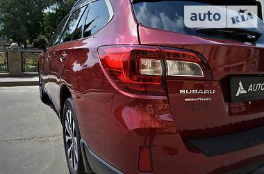 Позашляховик / Кросовер Subaru Outback 2015 в Харкові