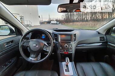 Позашляховик / Кросовер Subaru Outback 2014 в Львові