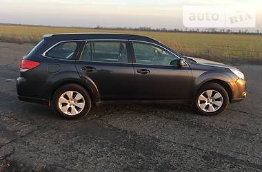 Універсал Subaru Outback 2010 в Баштанці