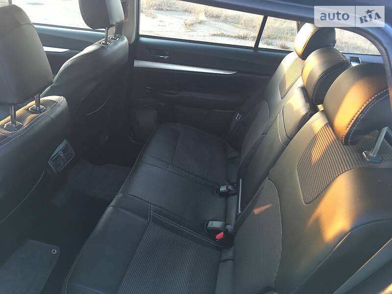 Універсал Subaru Outback 2010 в Баштанці