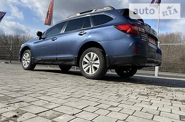 Позашляховик / Кросовер Subaru Outback 2016 в 