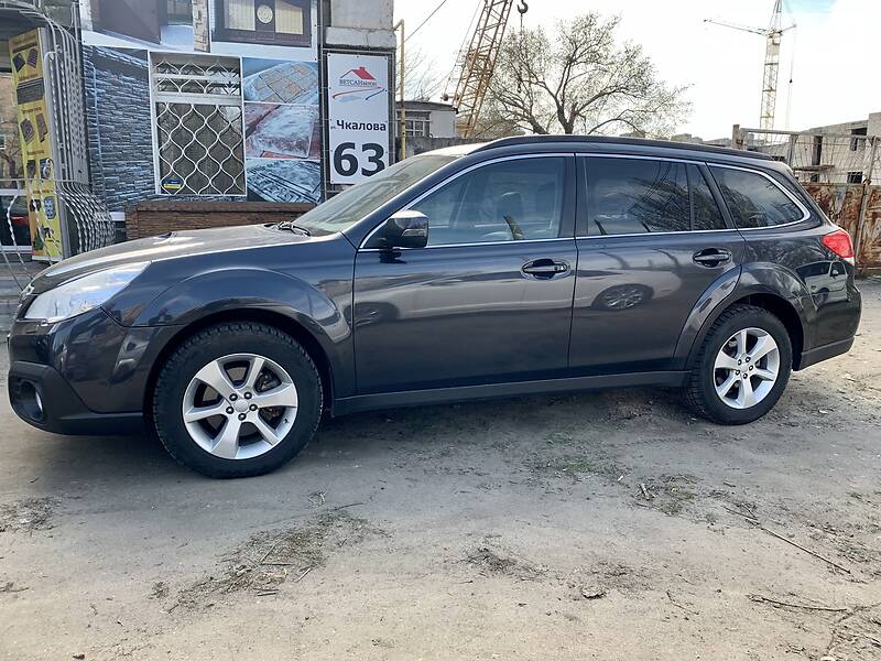 Універсал Subaru Outback 2013 в Миколаєві