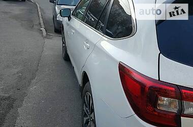 Позашляховик / Кросовер Subaru Outback 2017 в 