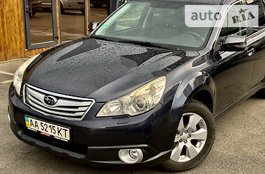 Универсал Subaru Outback 2011 в Киеве