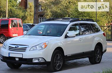 Subaru Outback 2011