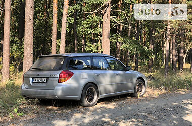 Универсал Subaru Outback 2004 в Киеве