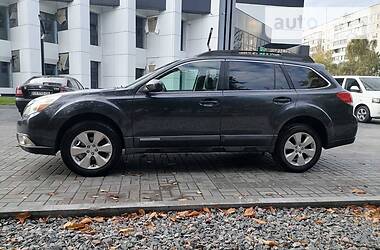 Subaru Outback 2011