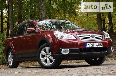 Subaru Outback 2011