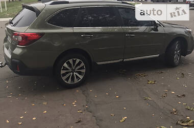 Хэтчбек Subaru Outback 2017 в Лубнах