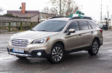 Внедорожник / Кроссовер Subaru Outback 2015 в Днепре