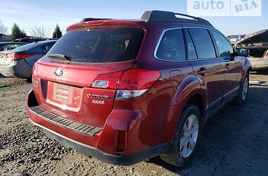 Внедорожник / Кроссовер Subaru Outback 2013 в Киеве