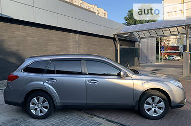 Subaru Outback 2011