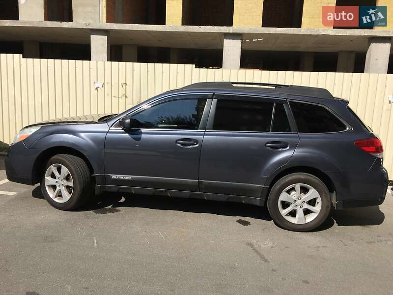 Универсал Subaru Outback 2013 в Киеве