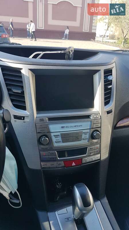 Універсал Subaru Outback 2010 в Черкасах