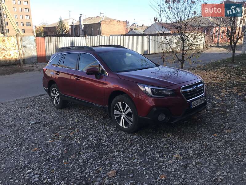 Універсал Subaru Outback 2018 в Дніпрі
