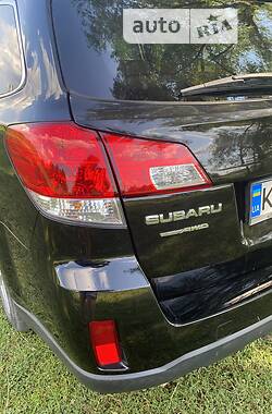 Позашляховик / Кросовер Subaru Outback 2012 в Боярці