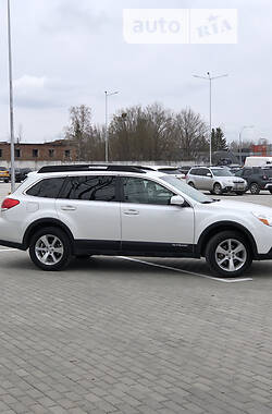 Позашляховик / Кросовер Subaru Outback 2012 в Тернополі