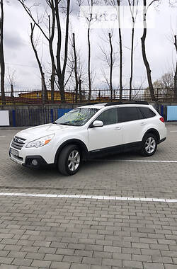 Позашляховик / Кросовер Subaru Outback 2012 в Тернополі