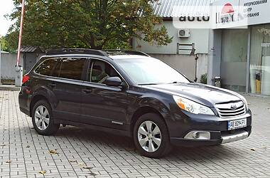 Внедорожник / Кроссовер Subaru Outback 2011 в Днепре