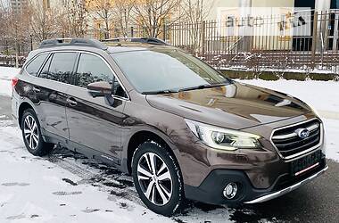 Внедорожник / Кроссовер Subaru Outback 2018 в 