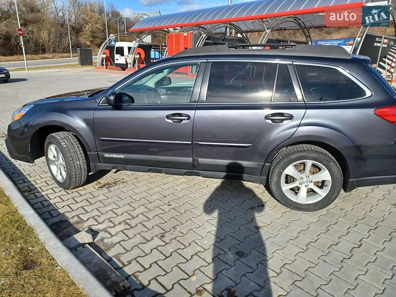 Універсал Subaru Outback 2012 в Тернополі