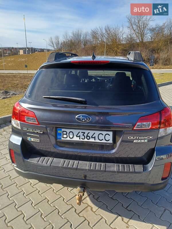 Універсал Subaru Outback 2012 в Тернополі
