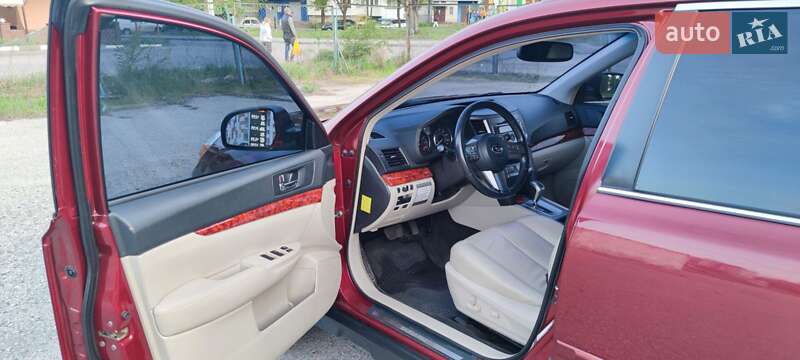 Универсал Subaru Outback 2011 в Харькове